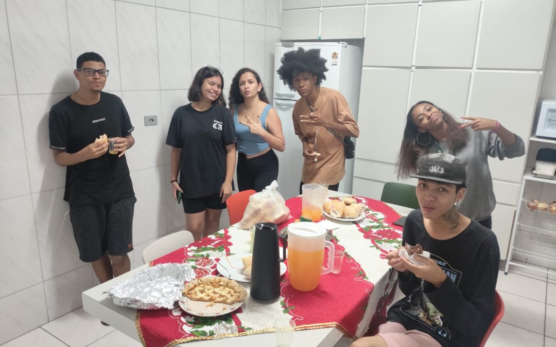 Assembleia geral reúne jovens das repúblicas